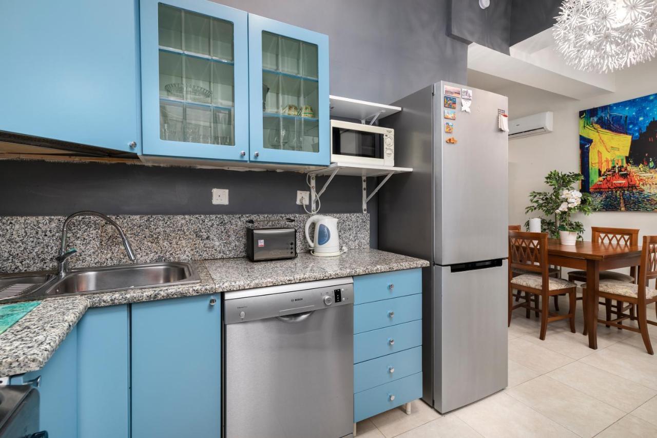 1 Bedroom Apartment With Cosy Backyard Close To Valletta Floriana Esterno foto