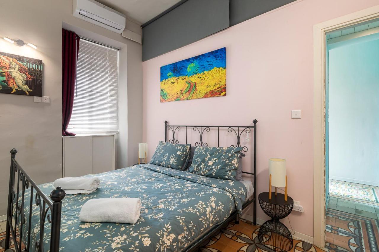 1 Bedroom Apartment With Cosy Backyard Close To Valletta Floriana Esterno foto